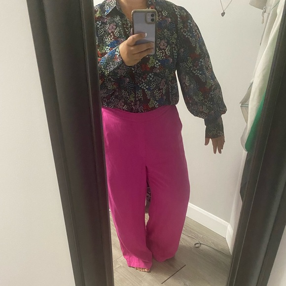 Beautiful long sleeves blouse - Picture 1 of 6